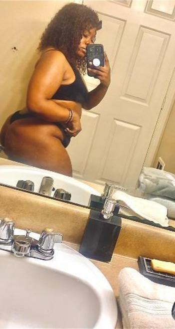 KittyKay-, 29  female escort, Little Rock