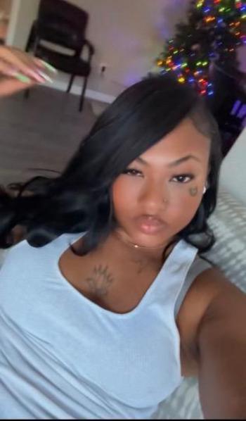 China doll, 22  female escort, Little Rock