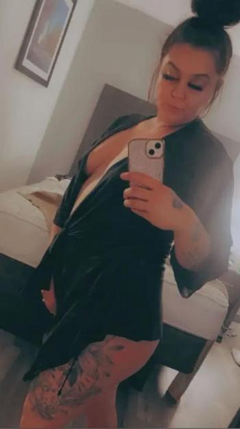 Zoey, 27  female escort, Little Rock