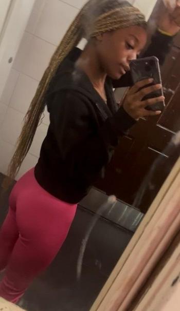 FELA, 20  female escort, Little Rock