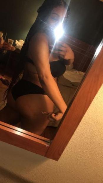 Dreamm, 27  female escort, Little Rock
