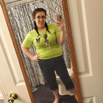 Laura, 31  female escort, Little Rock