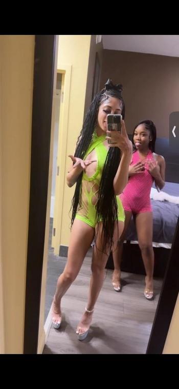 682-480-5794, 20  female escort, Little Rock