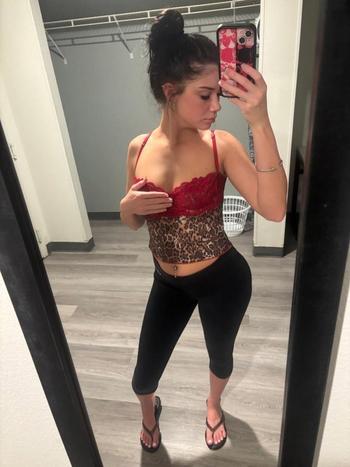 Roselle, 21  female escort, Little Rock