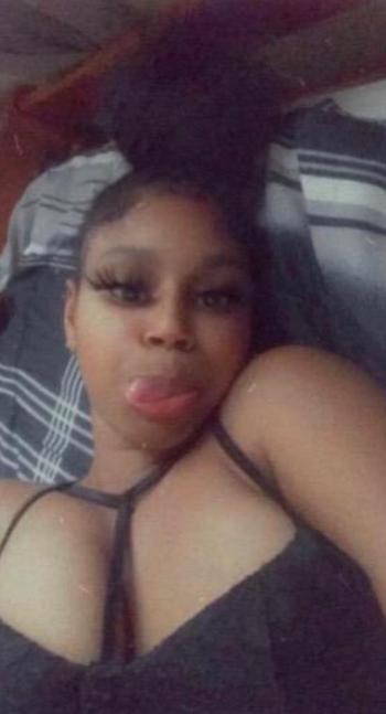 Sasha , 28  female escort, Little Rock